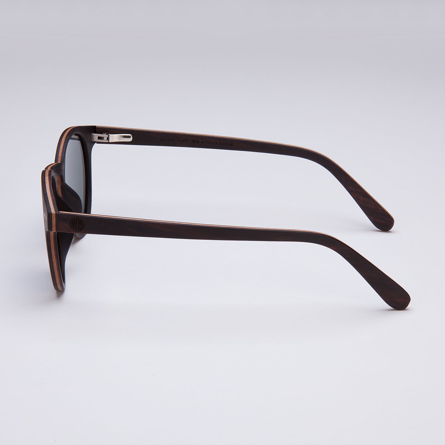 SunglassesBlack PearlStep into the light with these swanky Black Pearl sunglasses! The bold black ebony wood veneer frame is stylishly set off with a polarised lens, allowing you to obse