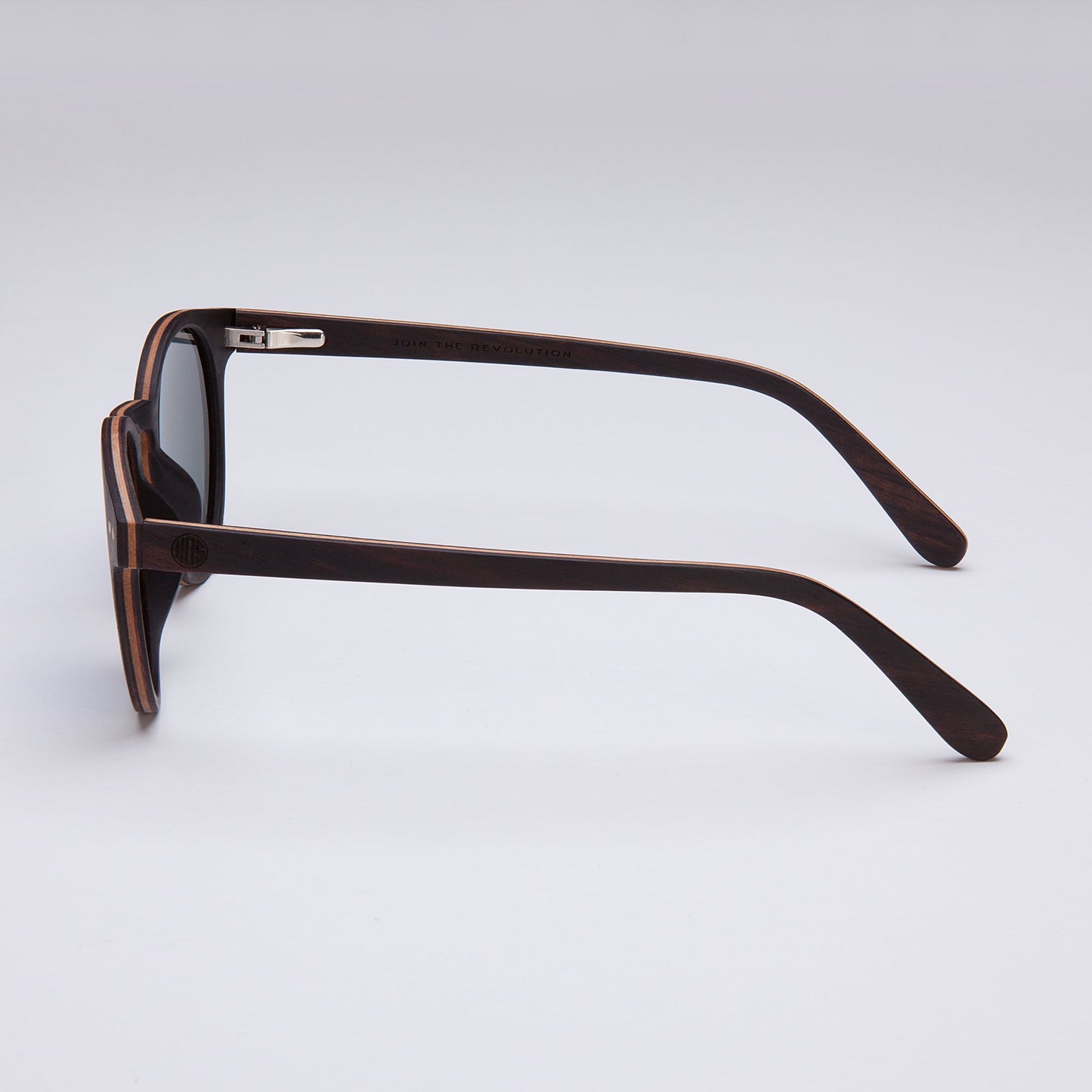 circular sunglasses product photo showing polarised lens and wooden arms