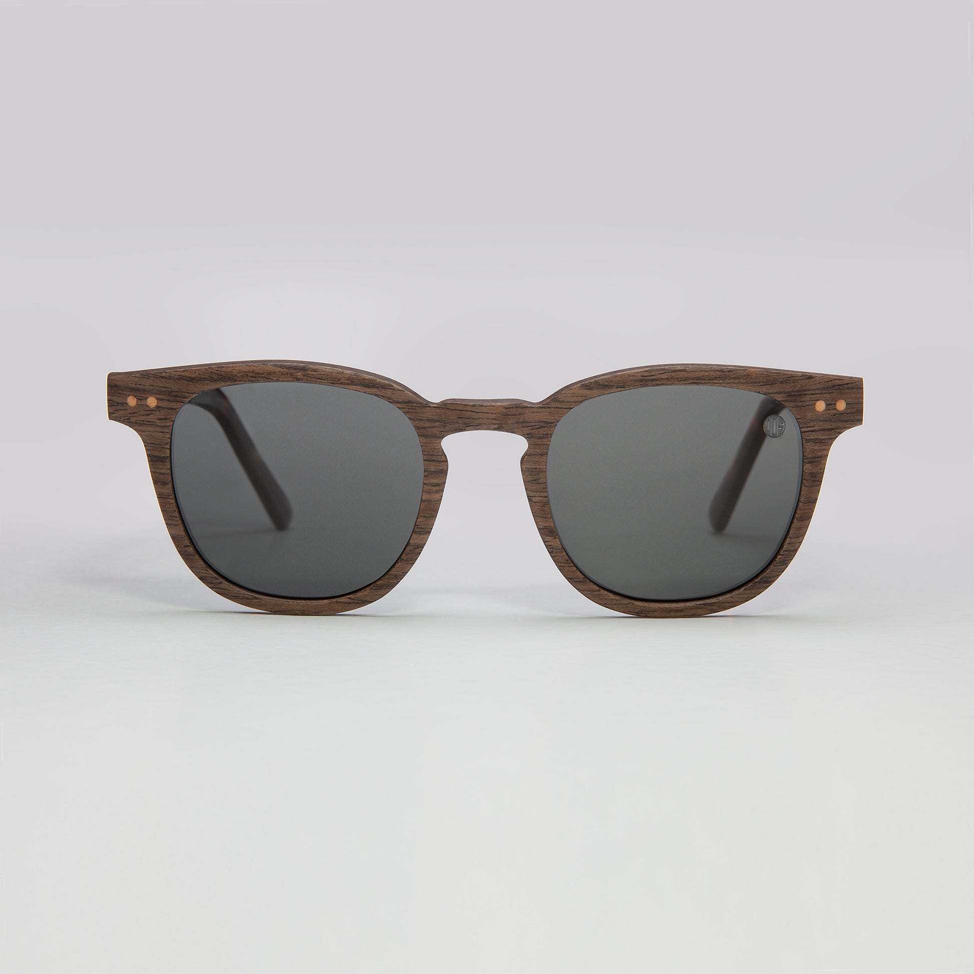 PolarisedShaka Walnut EditionThe SHAKA sunglasses are the ultimate post surf pair of shades. With stylish frames made from walnut wood off cuts, it provides a lightweight and beautiful design. O