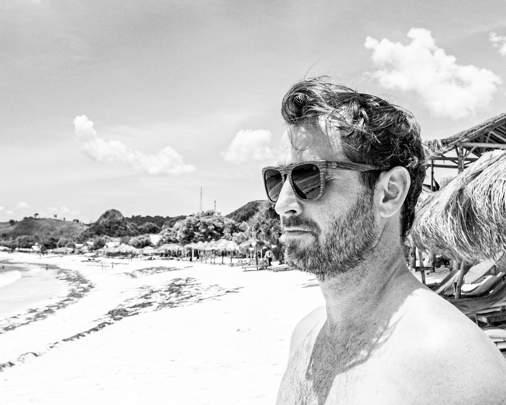 Union of Surf Wave Hog Wooden Sunglasses iwith Polarised Lenses