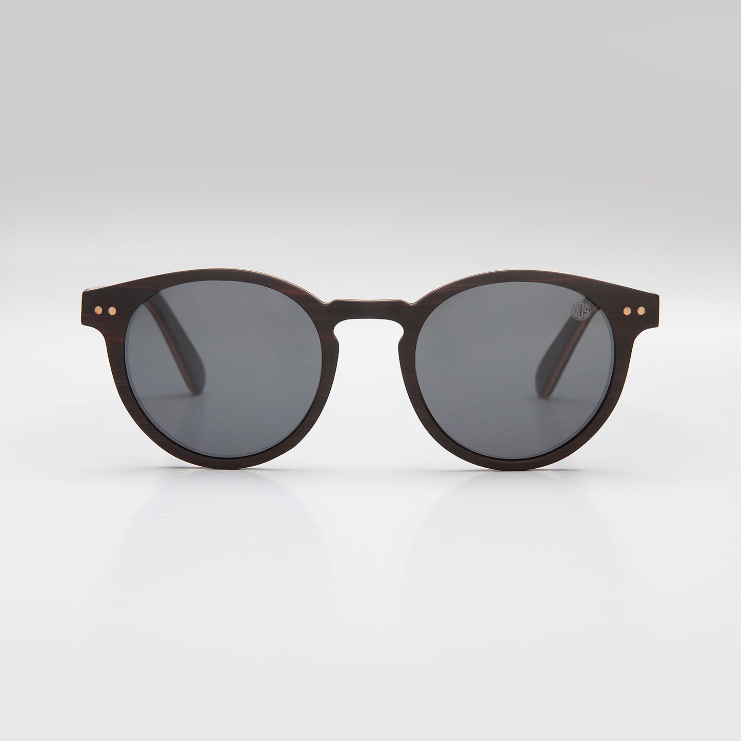SunglassesBlack PearlStep into the light with these swanky Black Pearl sunglasses! The bold black ebony wood veneer frame is stylishly set off with a polarised lens, allowing you to obse