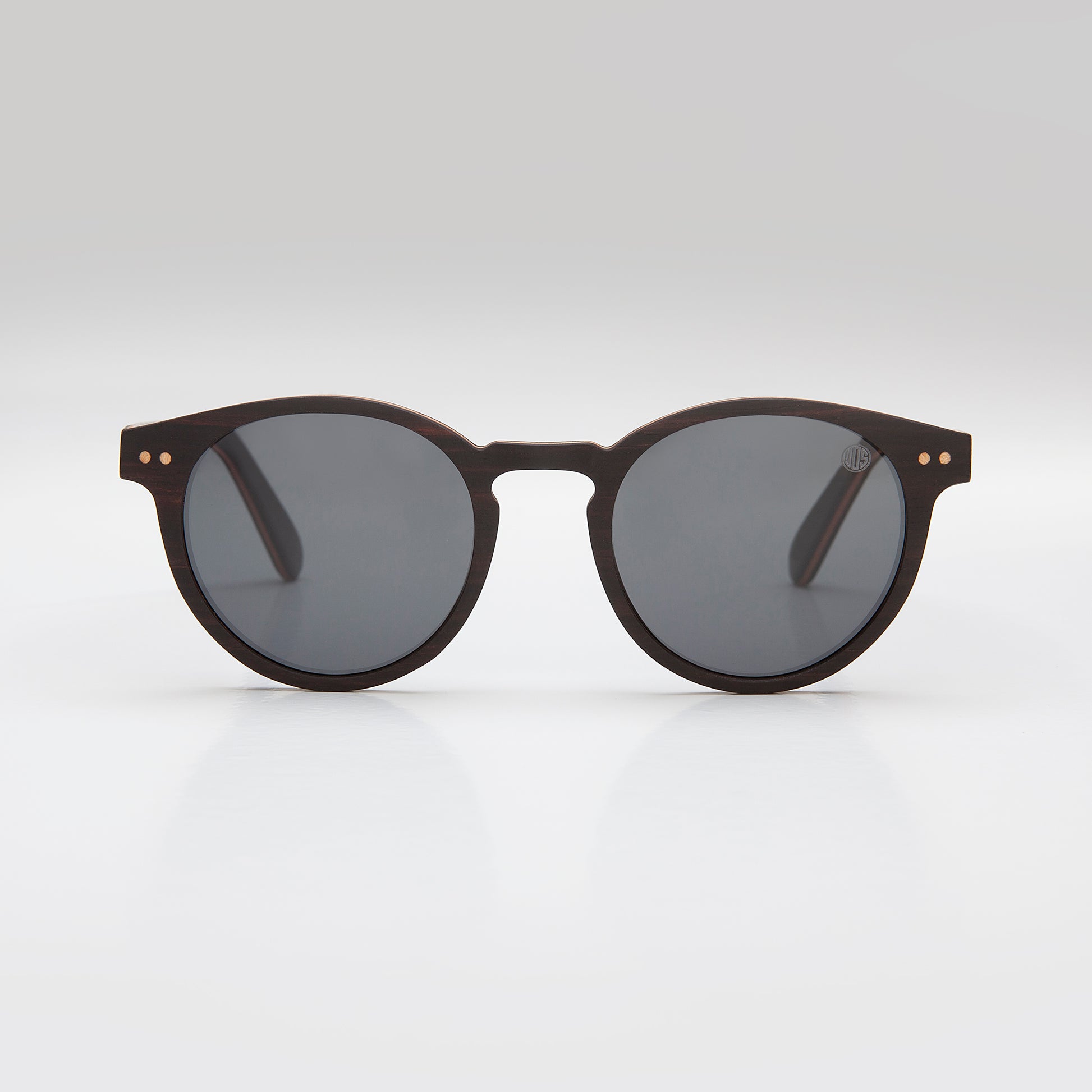 SunglassesBlack PearlStep into the light with these swanky Black Pearl sunglasses! The bold black ebony wood veneer frame is stylishly set off with a polarised lens, allowing you to obse