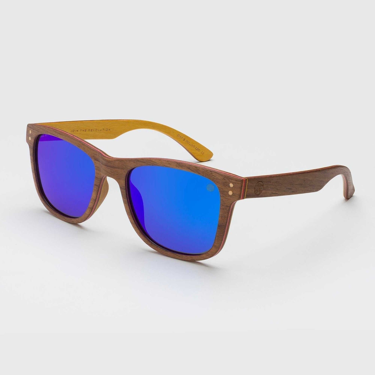 Fistral Wood Grain Sunglasses with polarised mirror lenses and natural wood grain frames