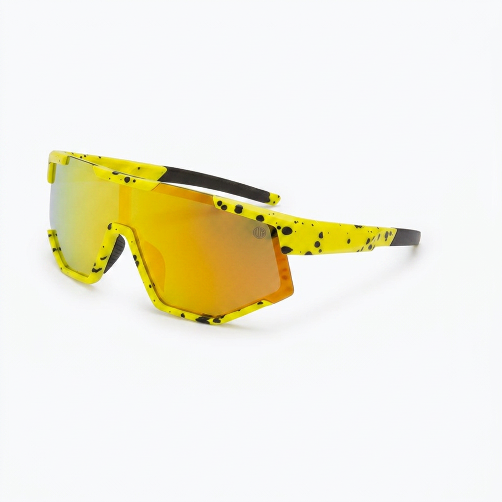 Children's sports sunglasses with ultra-flexible silicone frame and polarised lenses for outdoor adventures