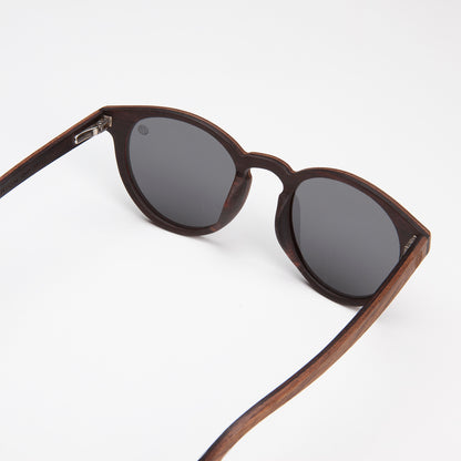 Eco Friendly Sunglasses Wooden Sunglasses for men and womens. Featuring a high quality TAC polarised Lens