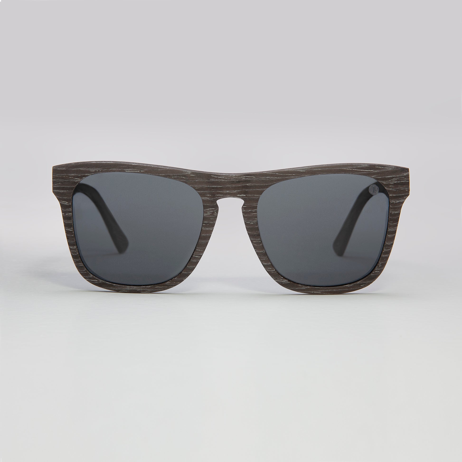 Polarised Wooden Sunglasses with Wooden Frames Form Men and Women
