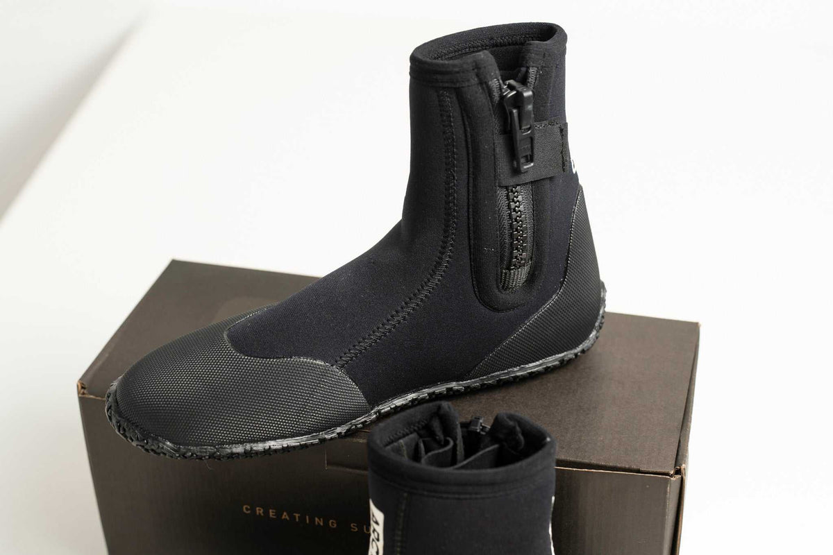 5mm ARC Adult Winter Zipped Wetsuit Boots