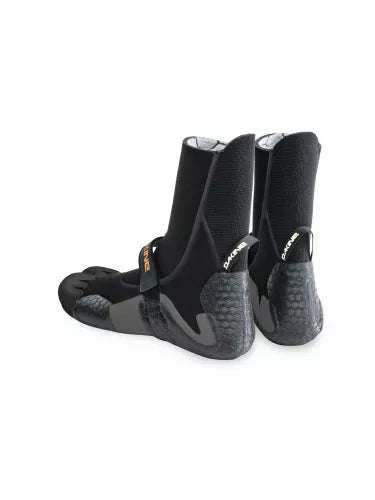 DAKINE UNISEX WETSUIT BOOT black neoprene with resist heel panel, dual texture sole, arch strap, and pull tab for easy wear