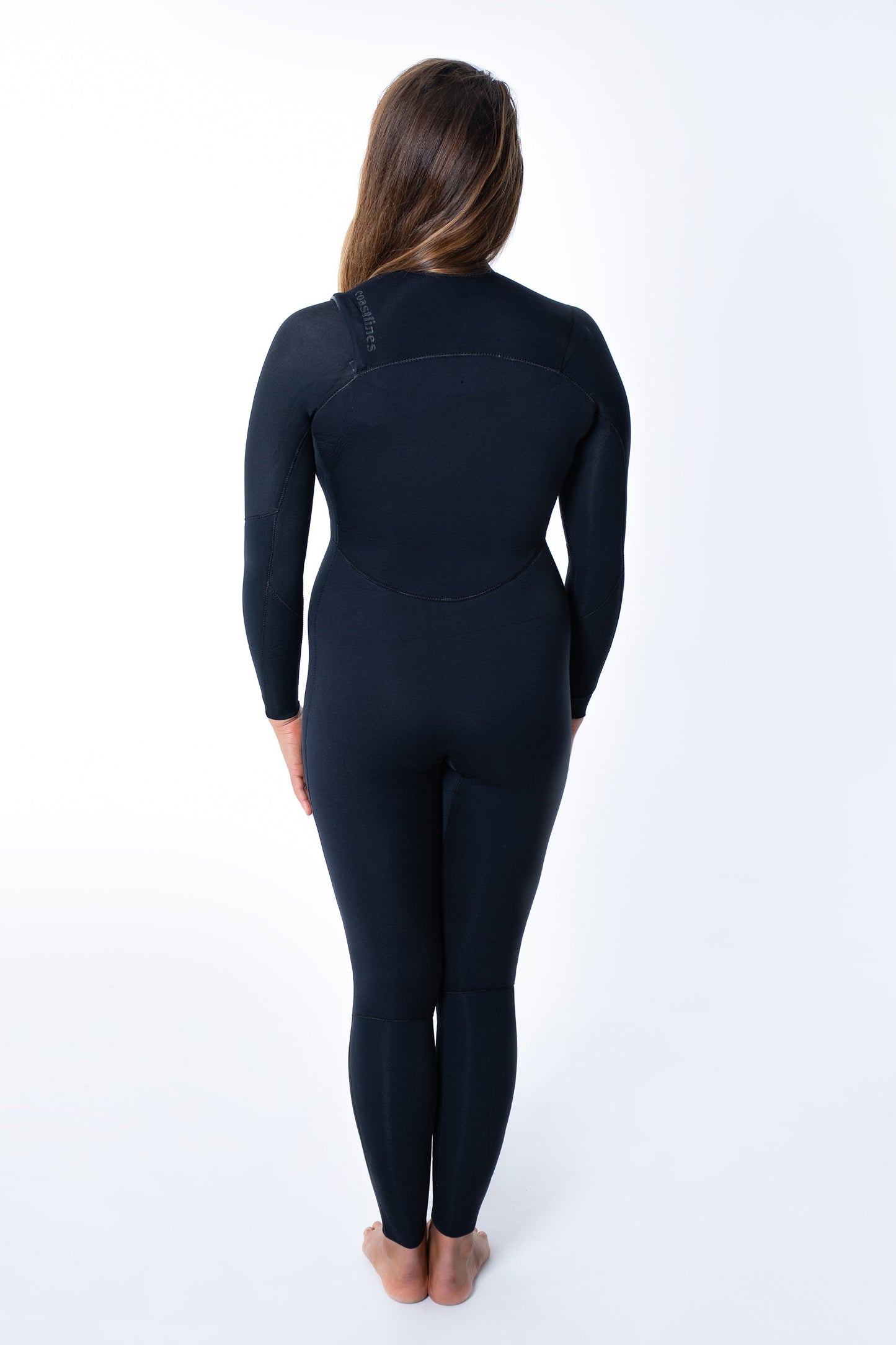 Merino Insulator Series womens 3/2 chest zip steamer wetsuit with woolly thermal lining and taped seams for warm summer surf sessions