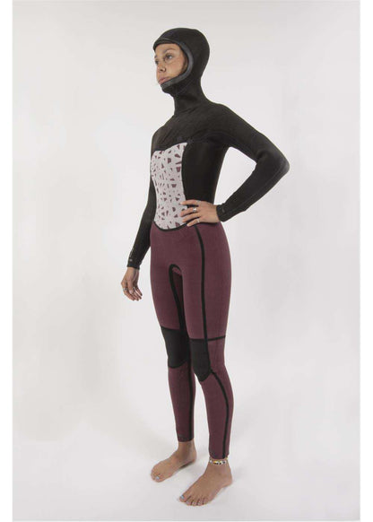 Sisstr 7 seas full wetsuit in black and maroon neoprene with a hood and patterned chest panel, designed for warmth and stretch.