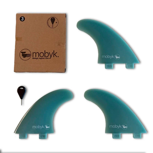 Mobyk - basic thruster set featuring three teal surf fins made of durable material with a minimalist design and included key.