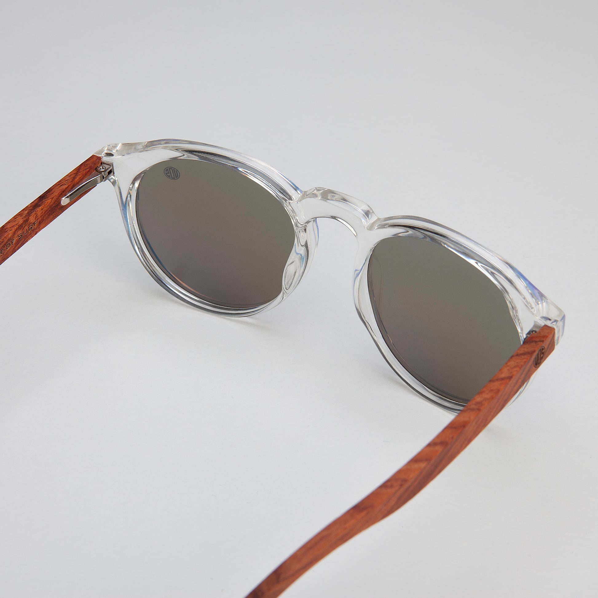 Round Sunglasses with blue mirror lens