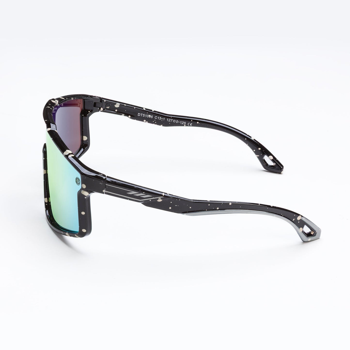 Youth polarised sunglasses Reef Run with sleek black frame and reflective lenses