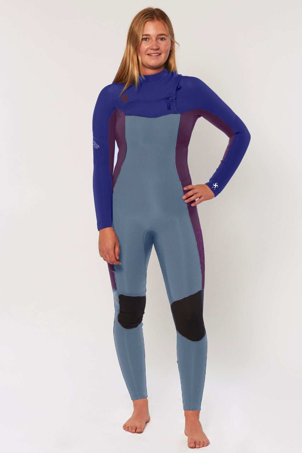 Wetsuit, Sisstr 7 seas 4/3, with a blue and slate-grey color-block design, purple side panels, black knee pads, and chest zip.