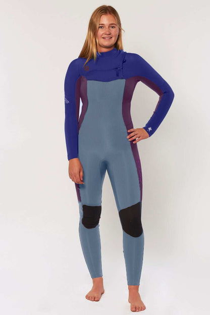 Wetsuit, Sisstr 7 seas 4/3, with a blue and slate-grey color-block design, purple side panels, black knee pads, and chest zip.
