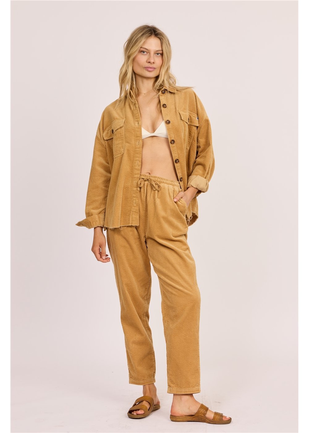 Sisstr After Hours corduroy shacket in camel brown cotton, with a collared neckline, button front and chest pockets